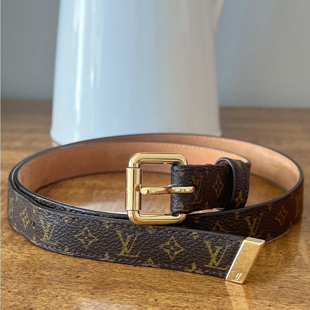 Authentic Louis Vuitton monogram belt size 80